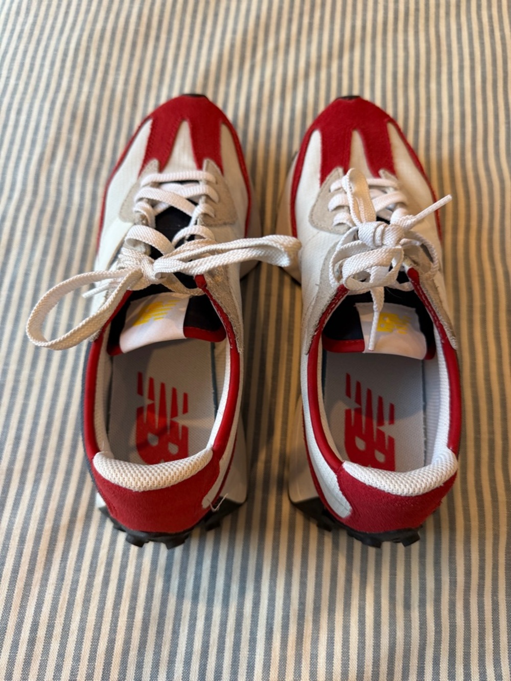 New Balance 327 Men's Red White and Blue Retro Runner Sneakers - Picture 7 of 7